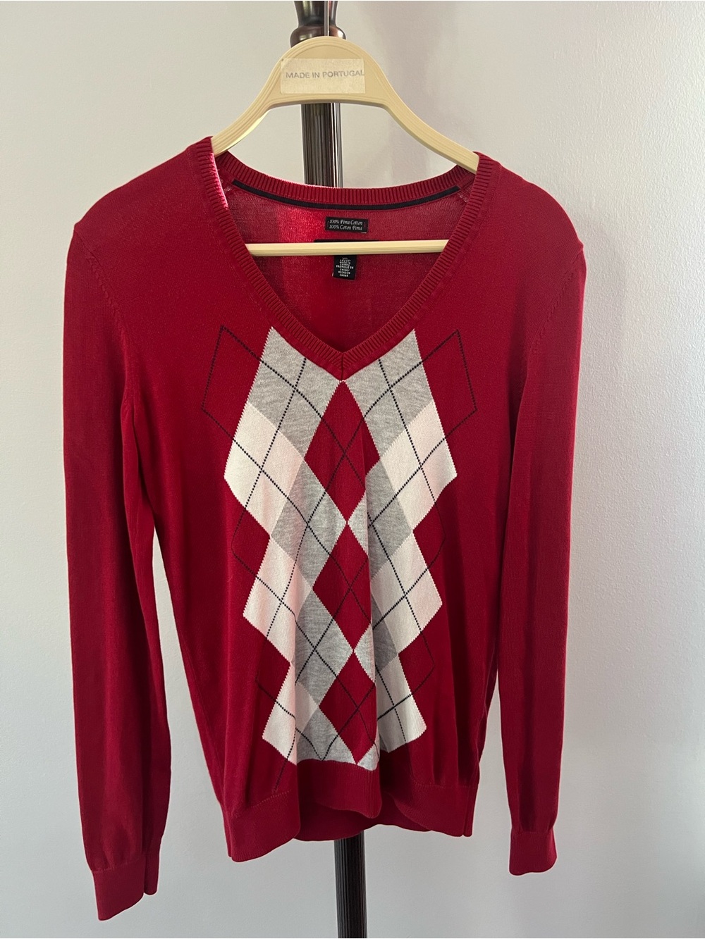 Tommy Hilfiger Red V-Neck Argyle Sweater with White and Gray Diamonds Fall Outfi